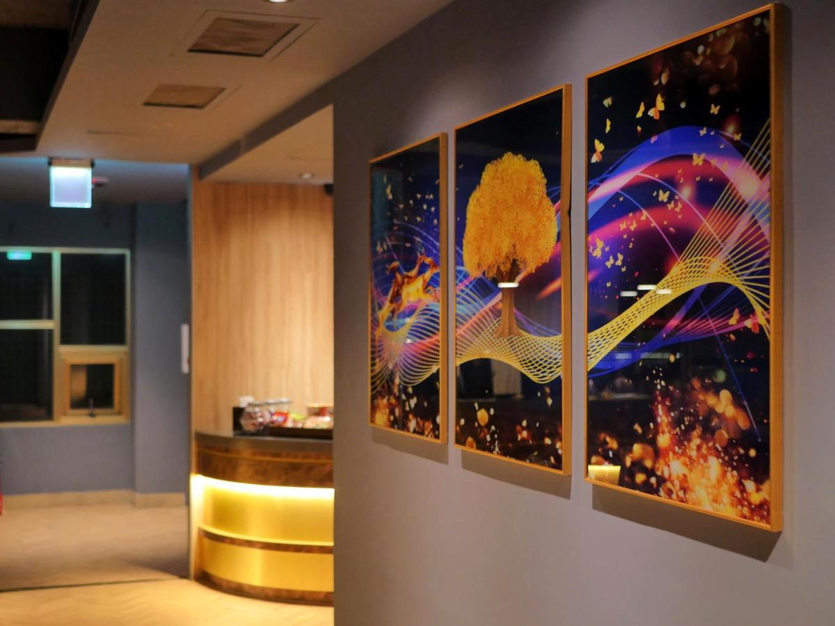 Modern Inn Taichung Eksteriør bilde