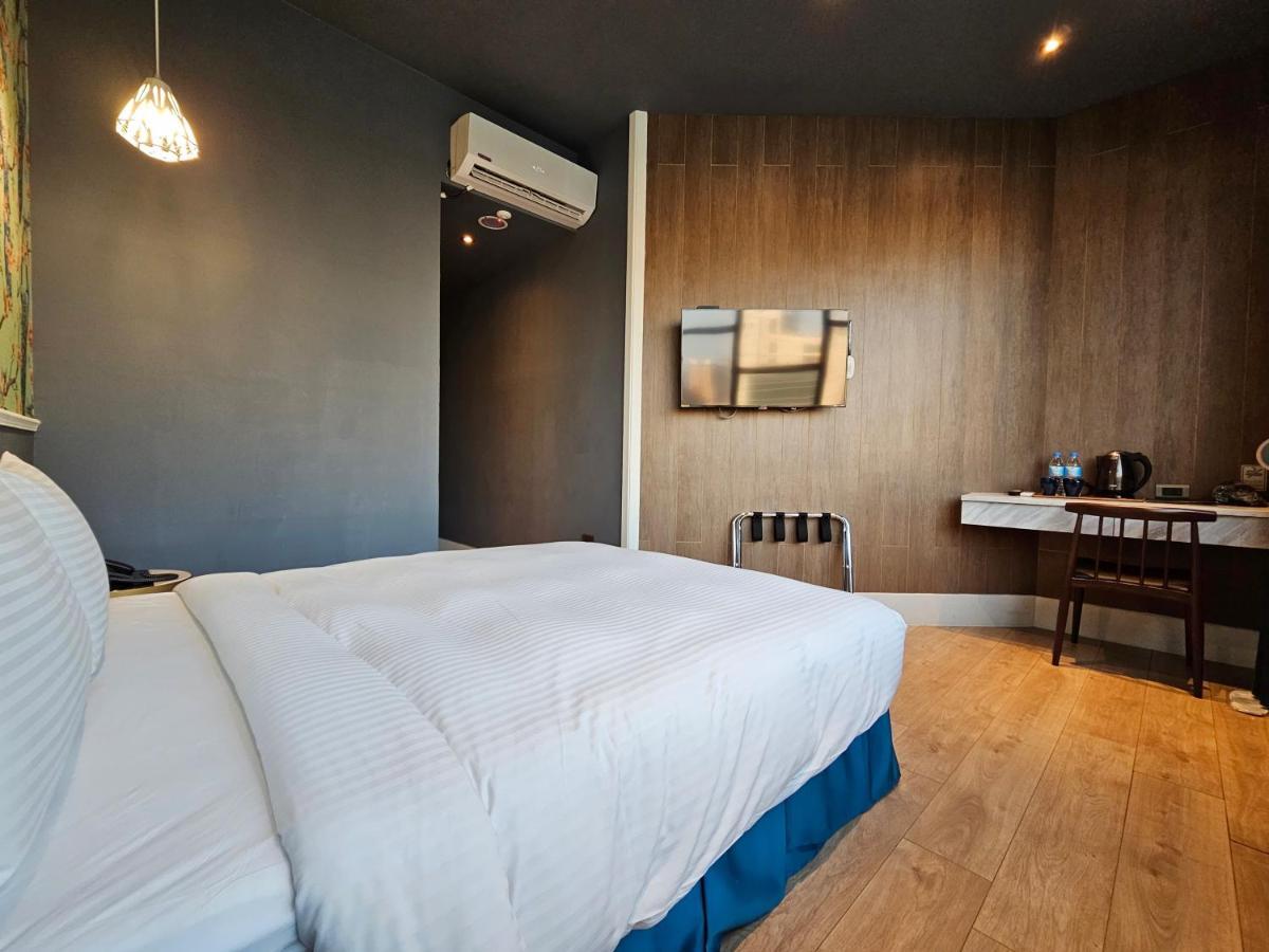 Modern Inn Taichung Eksteriør bilde